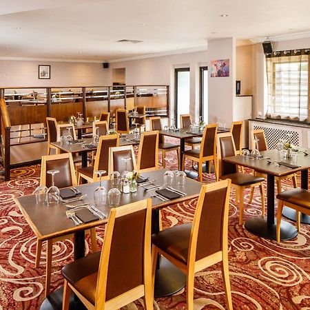 Mercure Livingston Hotel Екстериор снимка
