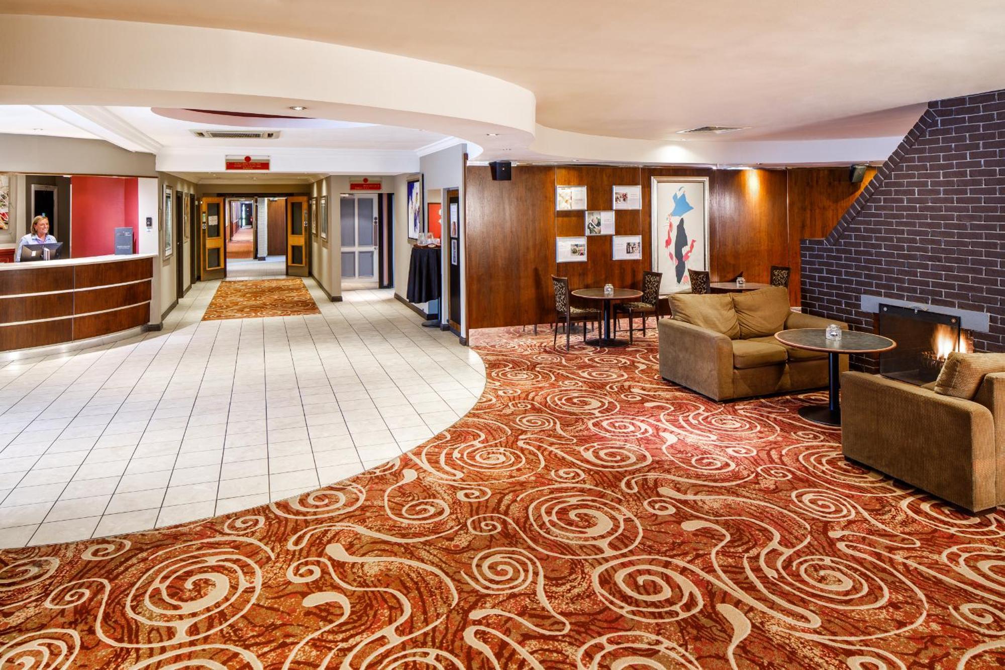 Mercure Livingston Hotel Екстериор снимка