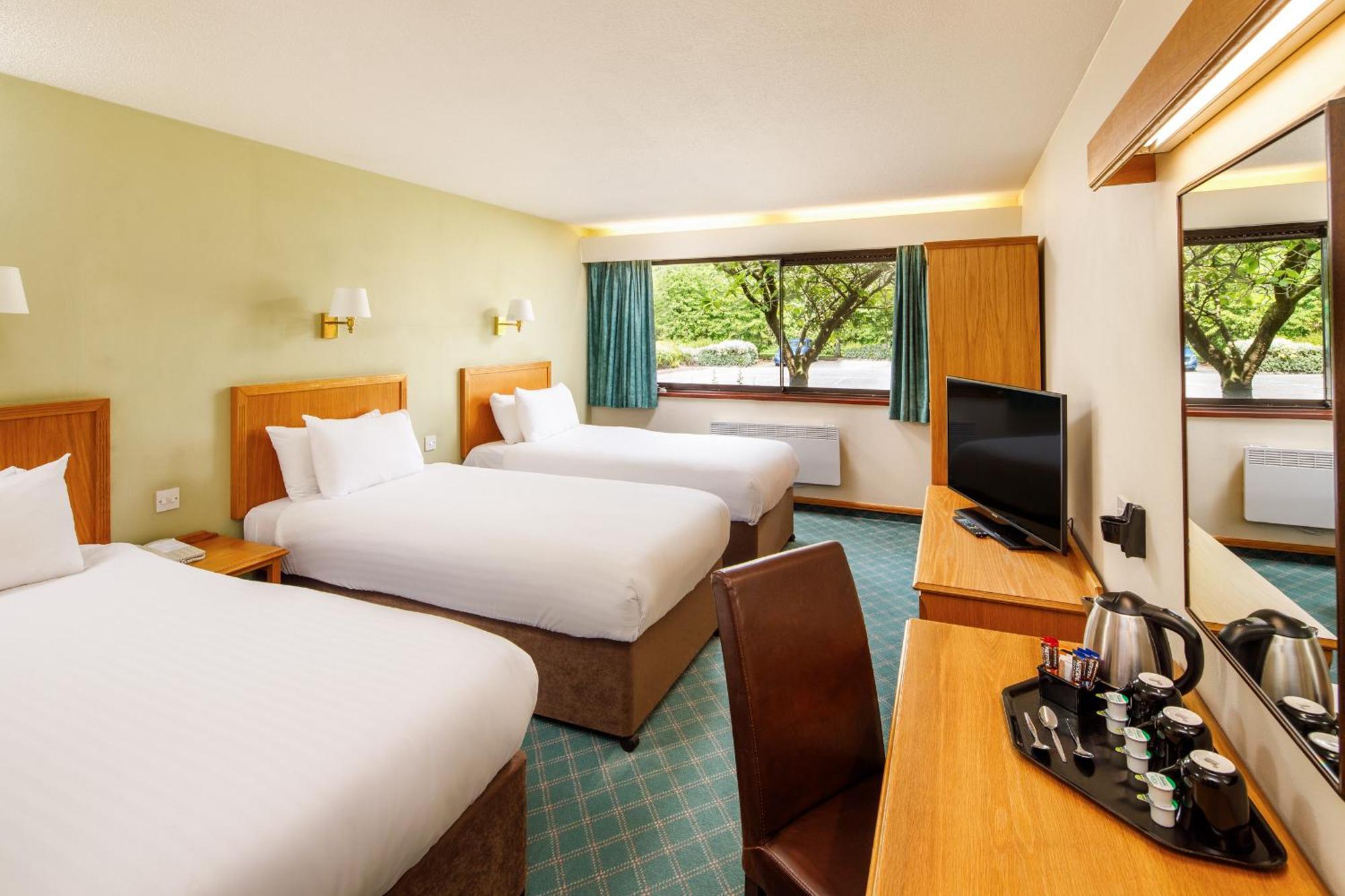 Mercure Livingston Hotel Екстериор снимка