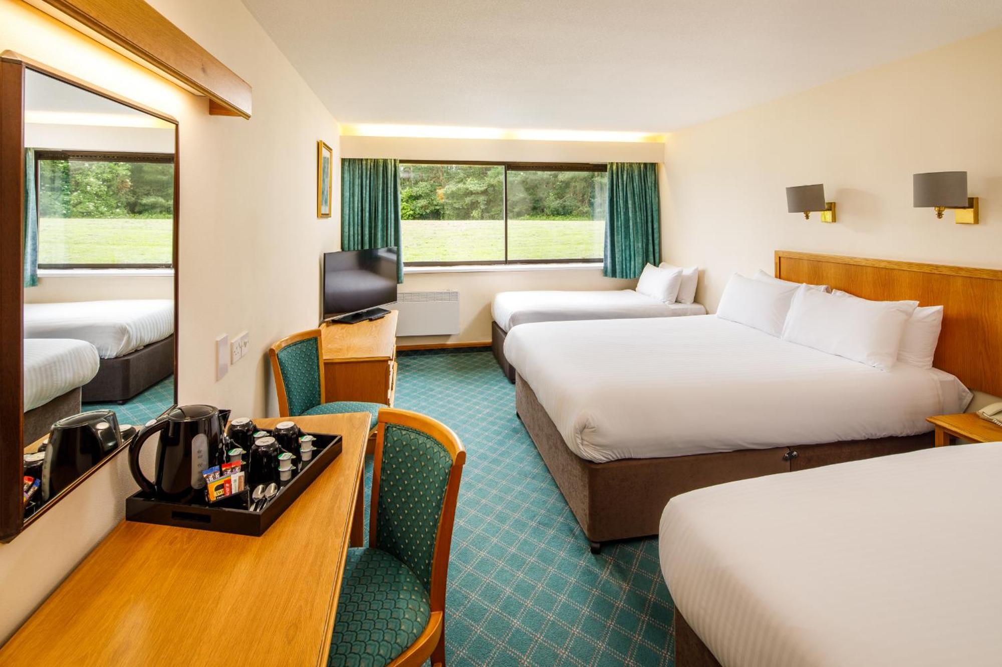 Mercure Livingston Hotel Екстериор снимка