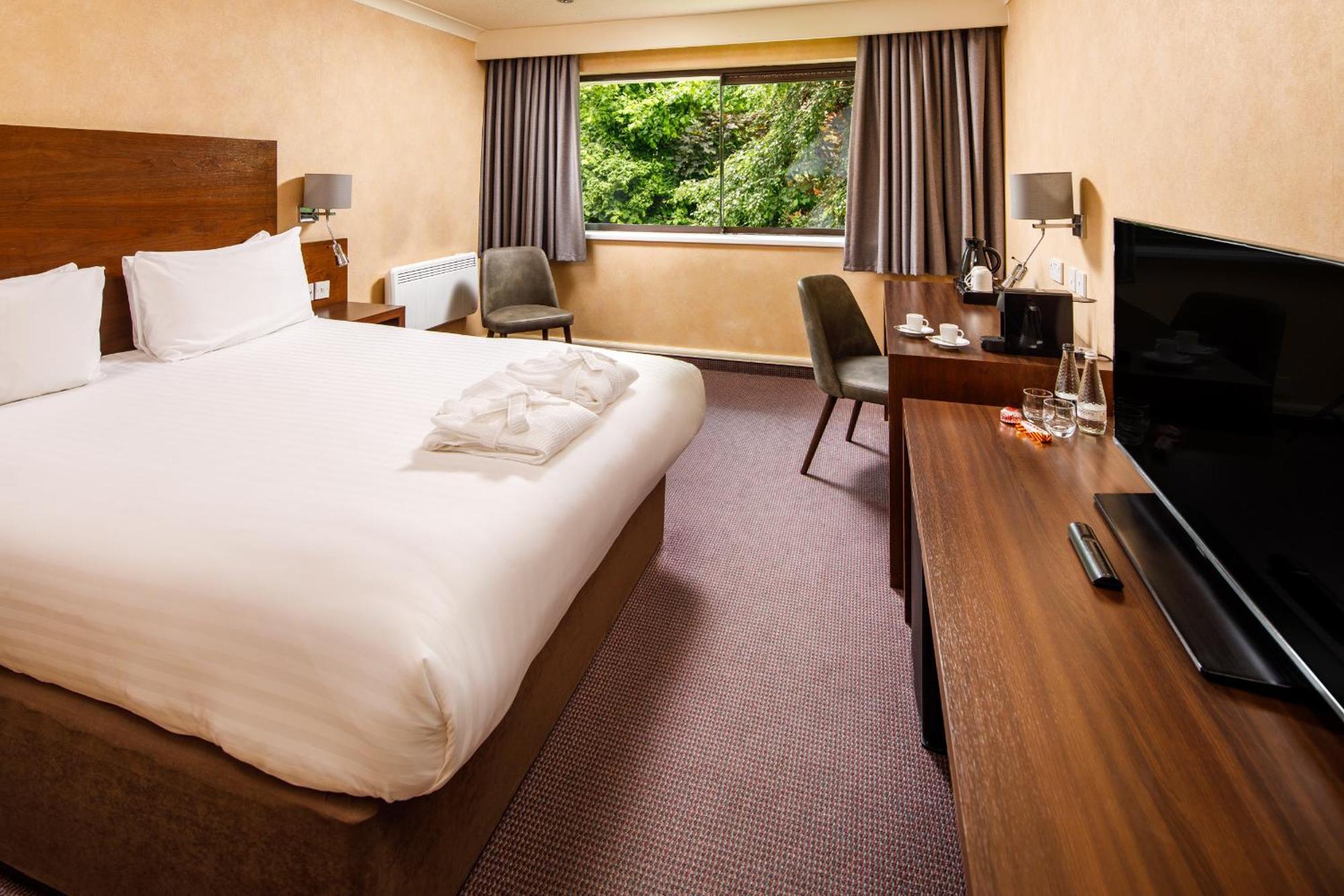 Mercure Livingston Hotel Екстериор снимка