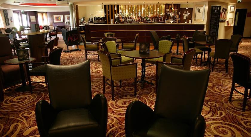 Mercure Livingston Hotel Екстериор снимка