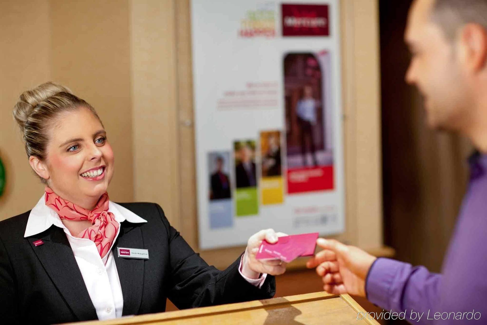Mercure Livingston Hotel Екстериор снимка