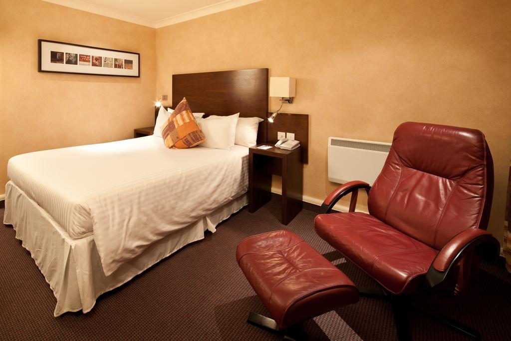 Mercure Livingston Hotel Екстериор снимка