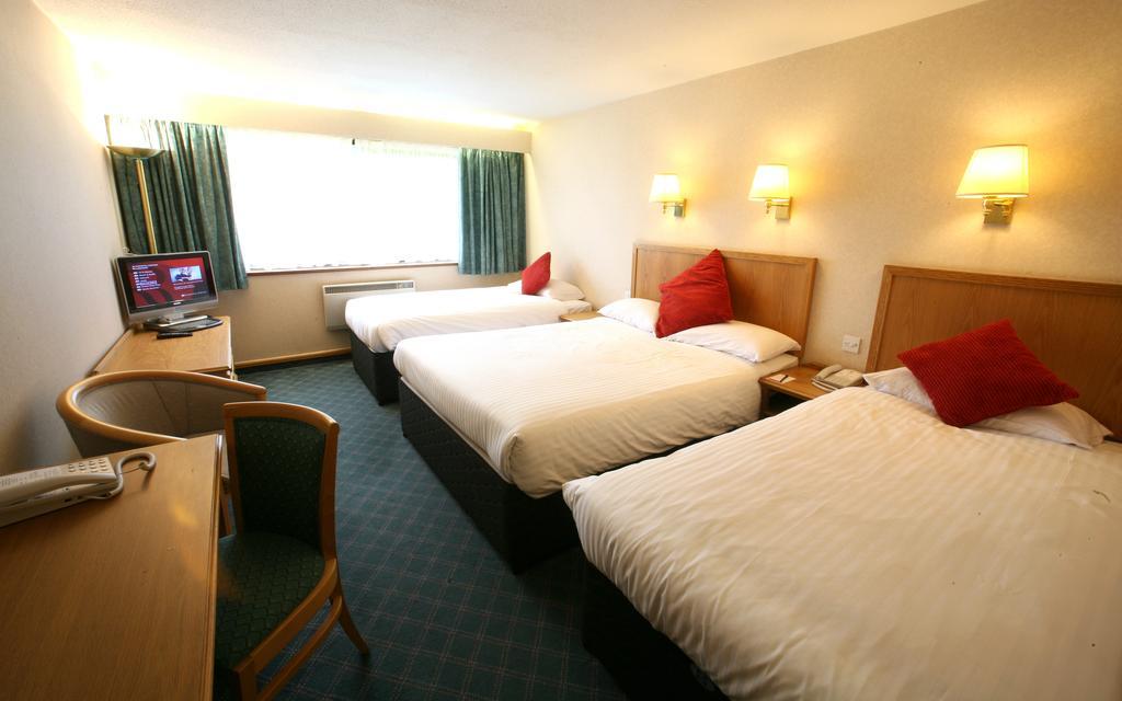 Mercure Livingston Hotel Екстериор снимка