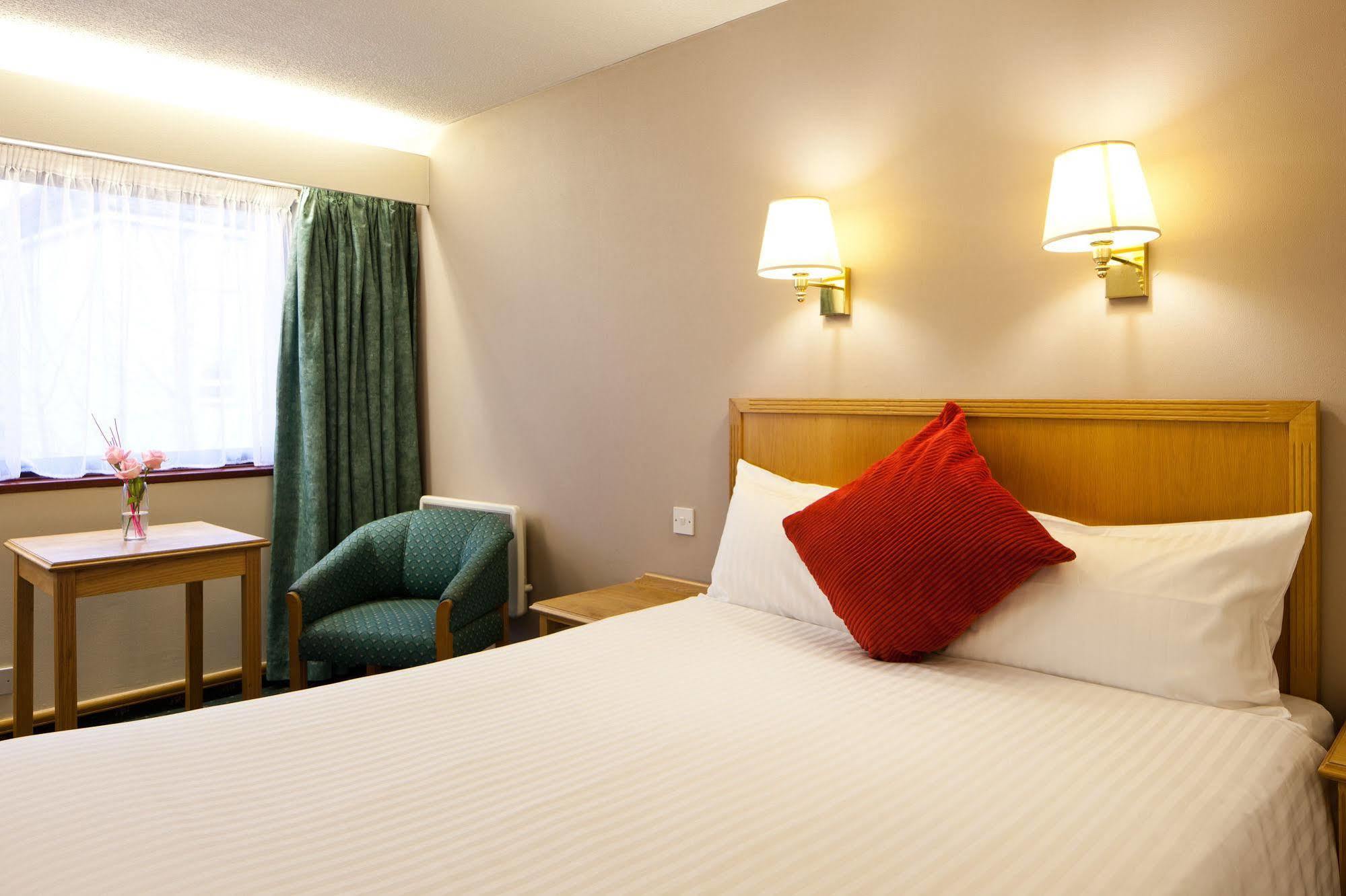 Mercure Livingston Hotel Екстериор снимка